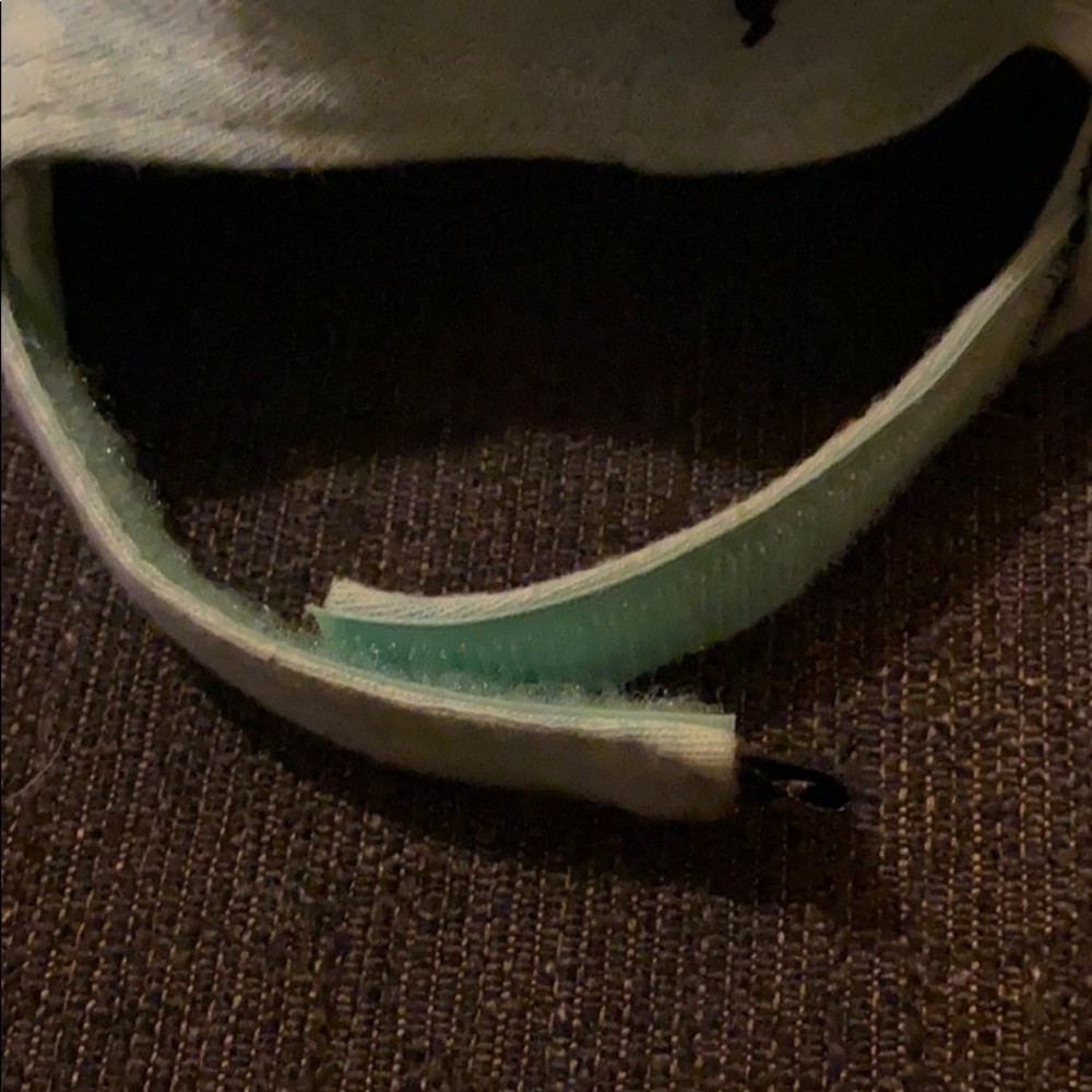 Puma hat - Picture 5 of 5